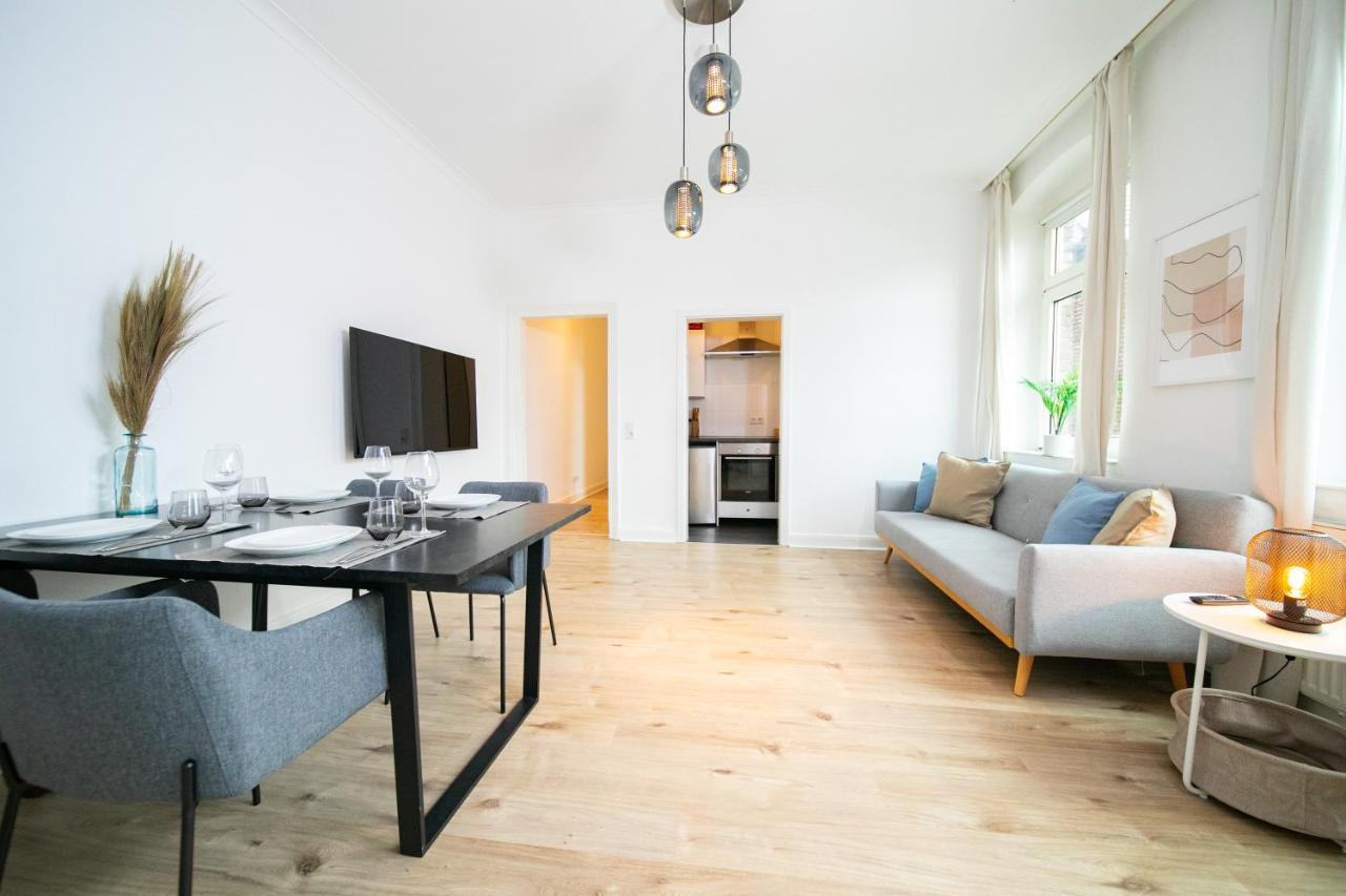 Favorite Stays - Suite And More - Kitchen Neuss Exterior photo