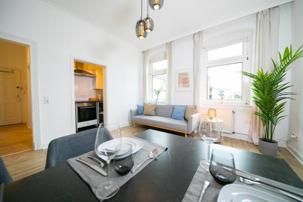Favorite Stays - Suite And More - Kitchen Neuss Exterior photo