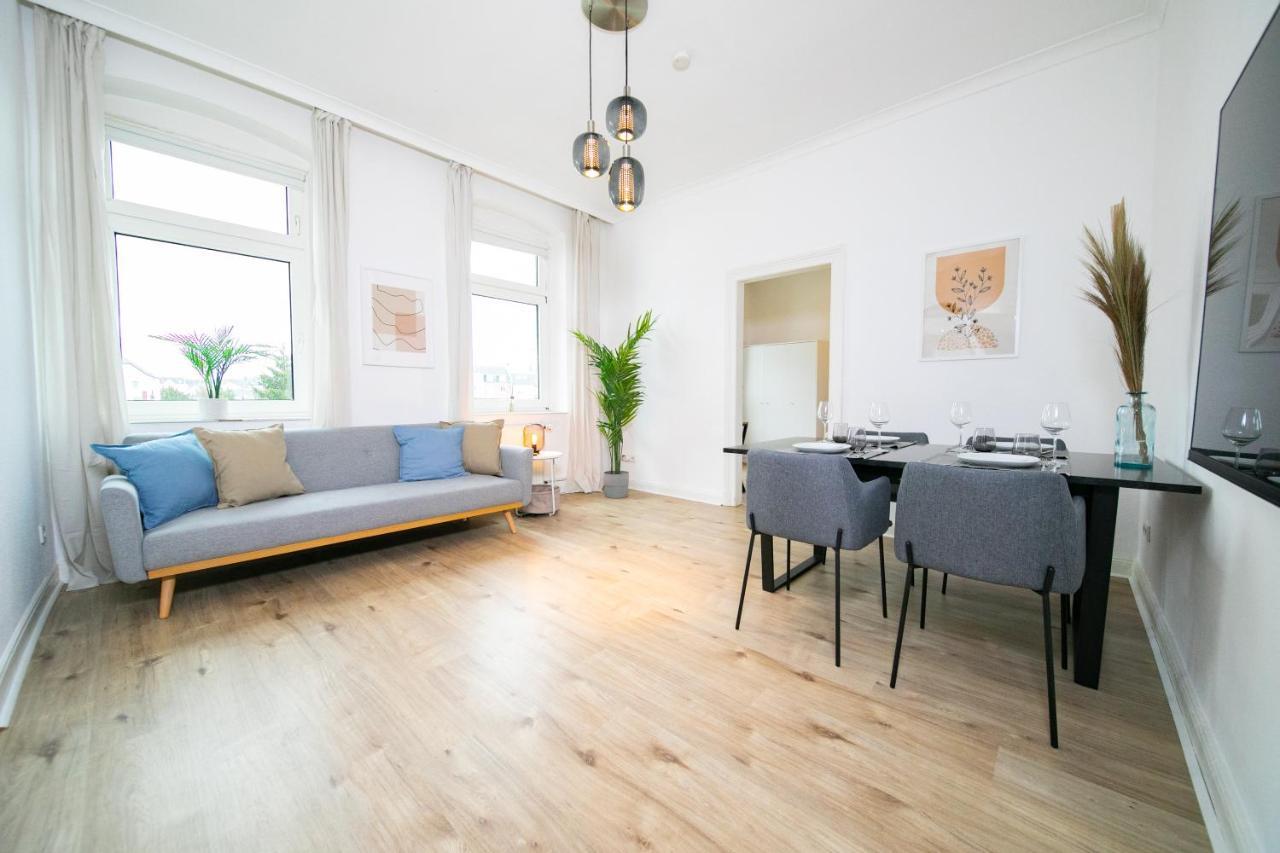 Favorite Stays - Suite And More - Kitchen Neuss Exterior photo
